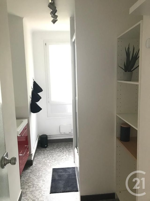 Appartement Chambre &agrave; louer - 4 pi&egrave;ces - 13,62 m2 - Compiegne - 60 - PICARDIE