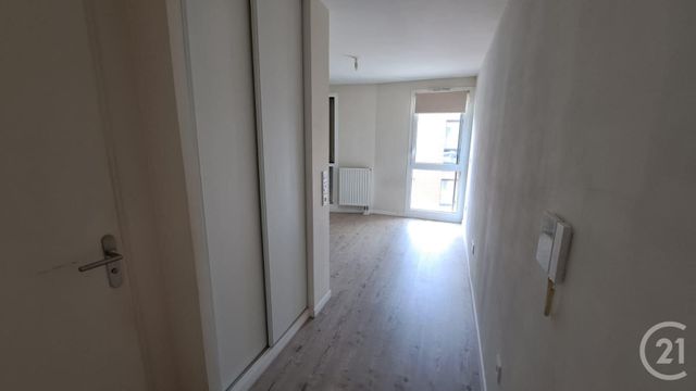 Appartement Studio &agrave; louer - 1 pi&egrave;ce - 25,71 m2 - Margny Les Compiegne - 60 - PICARDIE