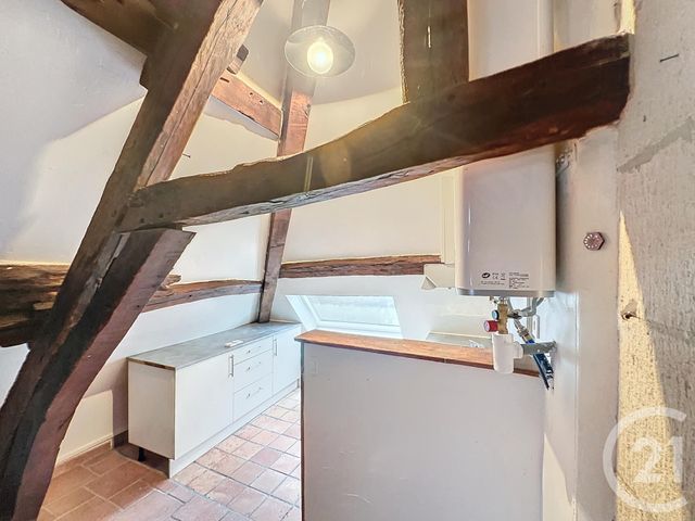 Appartement F1 &agrave; louer - 1 pi&egrave;ce - 34,35 m2 - Compiegne - 60 - PICARDIE