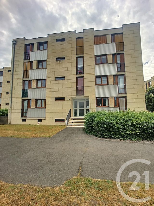Appartement Chambre &agrave; louer - 1 pi&egrave;ce - 9,21 m2 - Compiegne - 60 - PICARDIE