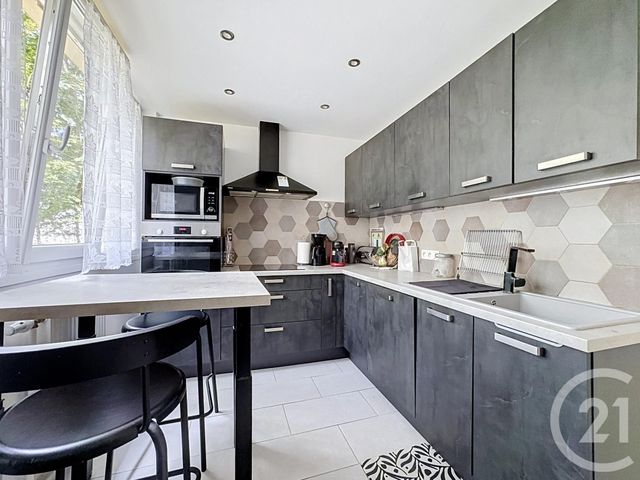 Appartement F5 &agrave; vendre - 5 pi&egrave;ces - 91,50 m2 - Compiegne - 60 - PICARDIE