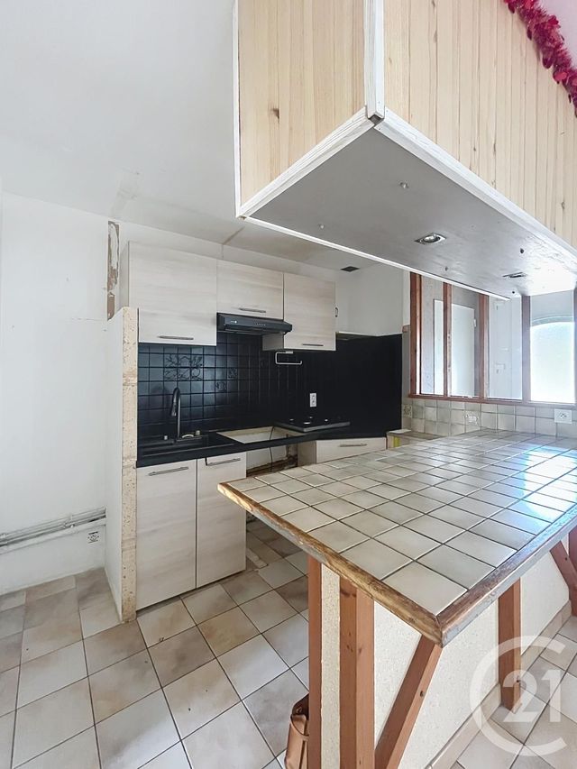 Appartement F3 &agrave; louer - 3 pi&egrave;ces - 49,67 m2 - Verberie - 60 - PICARDIE