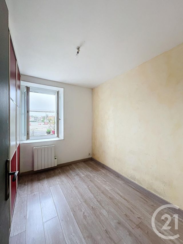 Appartement F3 &agrave; louer - 3 pi&egrave;ces - 49,67 m2 - Verberie - 60 - PICARDIE