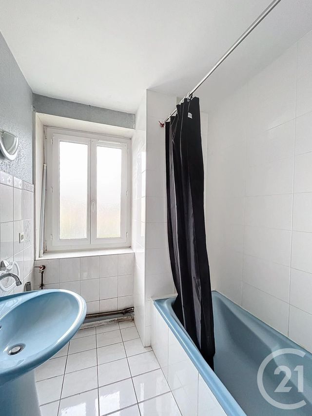Appartement F3 &agrave; louer - 3 pi&egrave;ces - 49,67 m2 - Verberie - 60 - PICARDIE