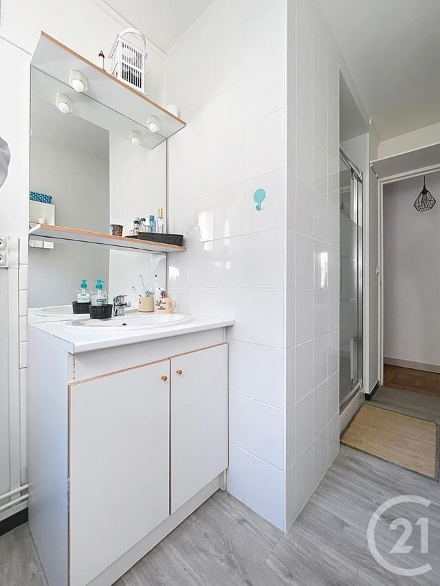 Appartement F3 &agrave; vendre - 3 pi&egrave;ces - 63 m2 - Compiegne - 60 - PICARDIE