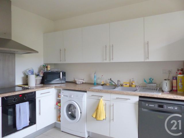 Maison &agrave; louer - 5 pi&egrave;ces - 82,63 m2 - Compiegne - 60 - PICARDIE