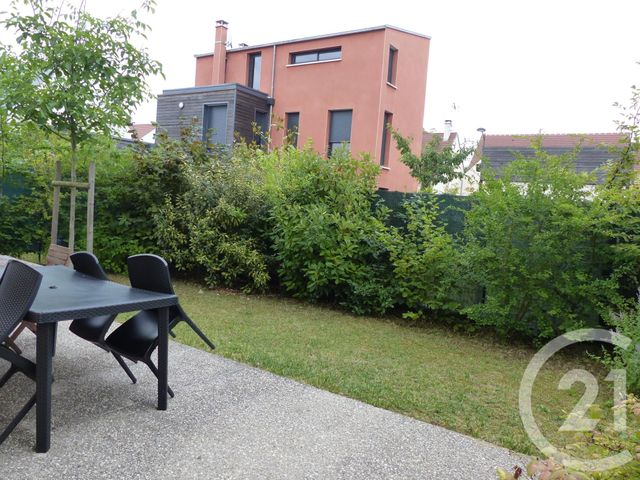 Maison &agrave; louer - 5 pi&egrave;ces - 82,63 m2 - Compiegne - 60 - PICARDIE