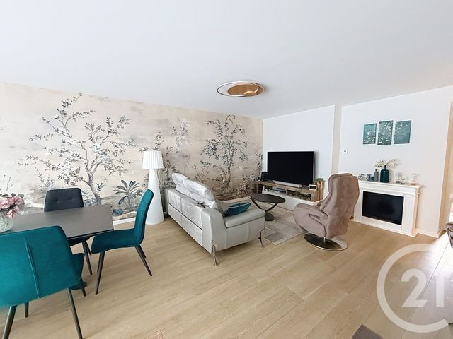 Appartement F3 &agrave; vendre - 3 pi&egrave;ces - 77,12 m2 - Compiegne - 60 - PICARDIE