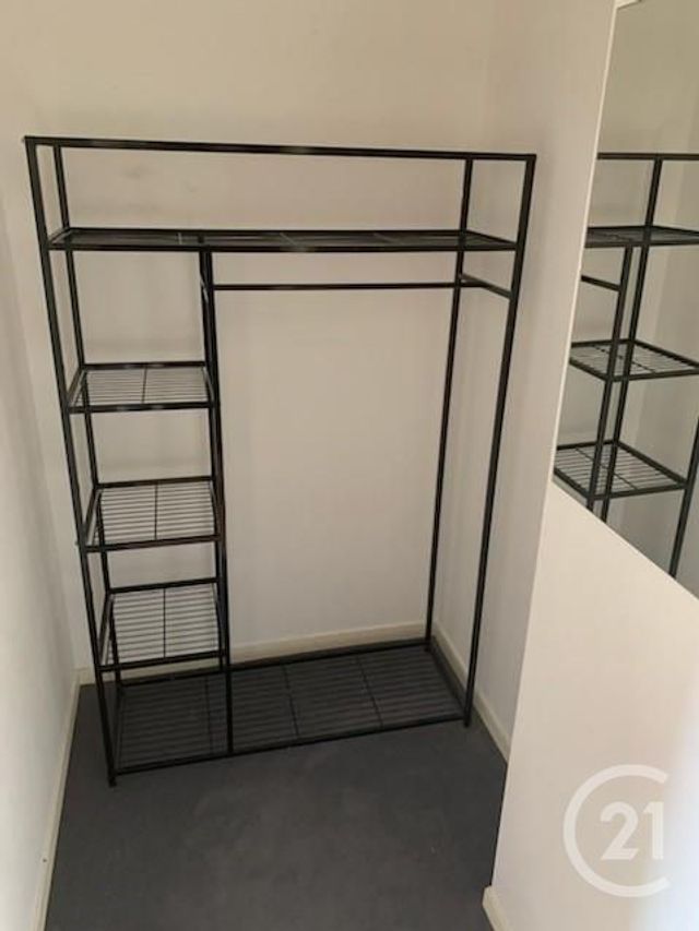Appartement F1 &agrave; louer - 1 pi&egrave;ce - 27,68 m2 - Compiegne - 60 - PICARDIE