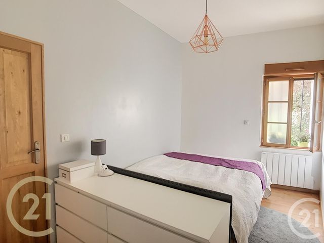Appartement F3 &agrave; louer - 3 pi&egrave;ces - 61,15 m2 - Compiegne - 60 - PICARDIE