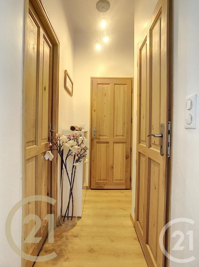Appartement F3 &agrave; louer - 3 pi&egrave;ces - 61,15 m2 - Compiegne - 60 - PICARDIE