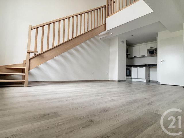 Appartement F3 &agrave; louer - 3 pi&egrave;ces - 63,83 m2 - Compiegne - 60 - PICARDIE