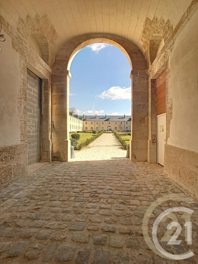 Appartement F3 &agrave; louer - 3 pi&egrave;ces - 63,83 m2 - Compiegne - 60 - PICARDIE
