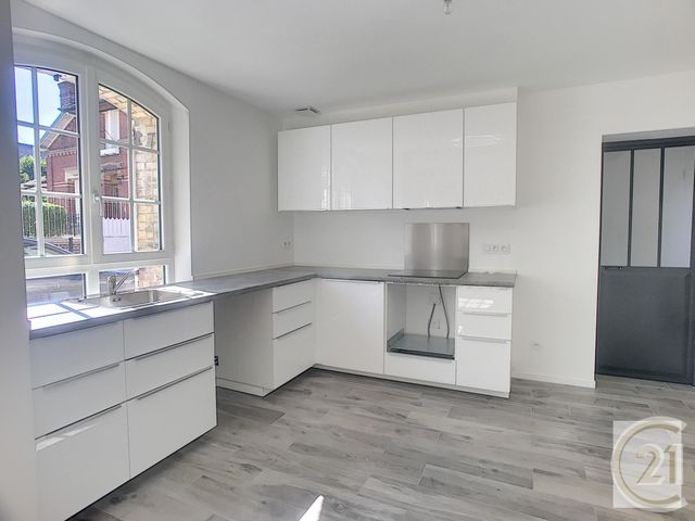 Maison &agrave; louer - 4 pi&egrave;ces - 74,95 m2 - Compiegne - 60 - PICARDIE