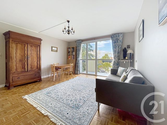 Appartement F4 &agrave; vendre - 4 pi&egrave;ces - 71,10 m2 - Compiegne - 60 - PICARDIE