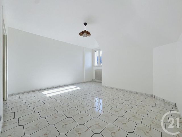 Appartement F3 &agrave; vendre - 3 pi&egrave;ces - 74,40 m2 - Compiegne - 60 - PICARDIE