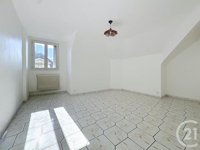 Appartement F3 &agrave; vendre - 3 pi&egrave;ces - 74,40 m2 - Compiegne - 60 - PICARDIE