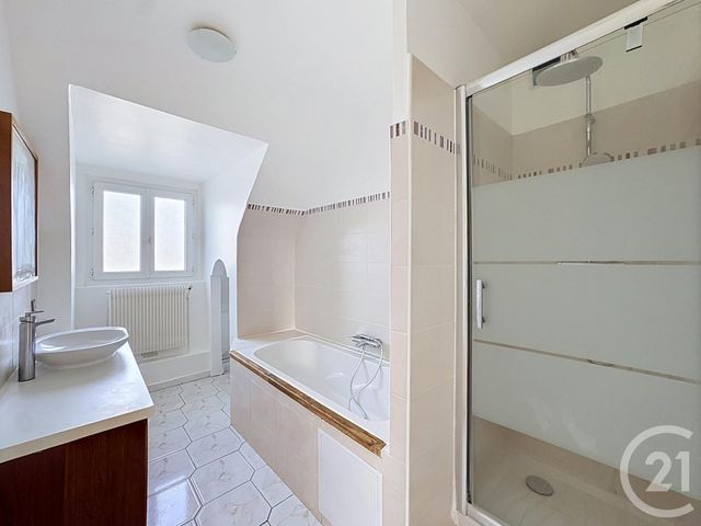 Appartement F3 &agrave; vendre - 3 pi&egrave;ces - 74,40 m2 - Compiegne - 60 - PICARDIE