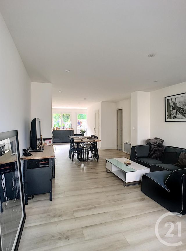 Appartement F2 &agrave; louer - 2 pi&egrave;ces - 72 m2 - Bethisy St Pierre - 60 - PICARDIE