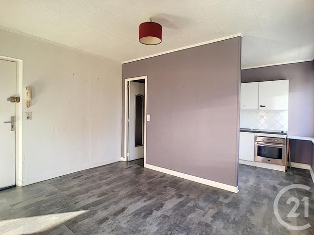 Appartement &agrave; louer - 2 pi&egrave;ces - 40,86 m2 - Verberie - 60 - PICARDIE