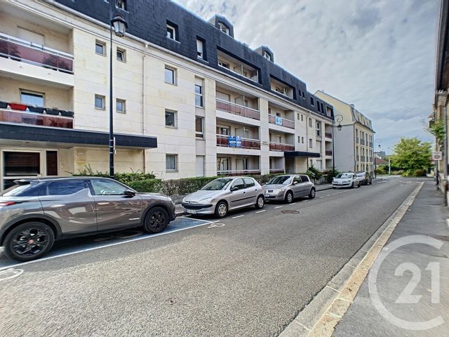 Appartement F2 &agrave; louer - 2 pi&egrave;ces - 52,01 m2 - Compiegne - 60 - PICARDIE