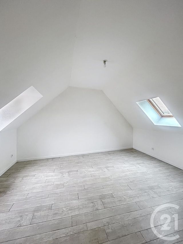 Appartement F3 &agrave; louer - 3 pi&egrave;ces - 56,32 m2 - Lacroix St Ouen - 60 - PICARDIE