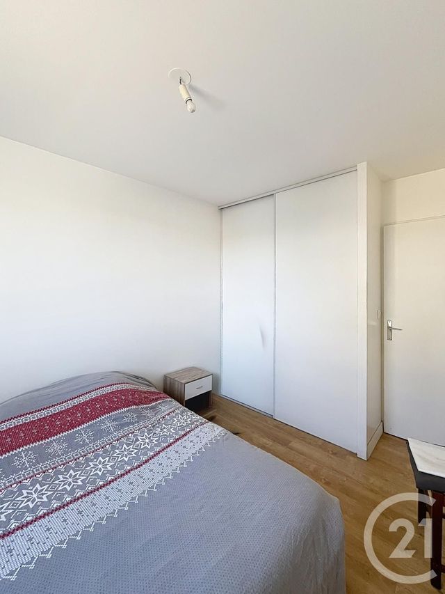 Appartement F3 &agrave; louer - 3 pi&egrave;ces - 65,52 m2 - Compiegne - 60 - PICARDIE