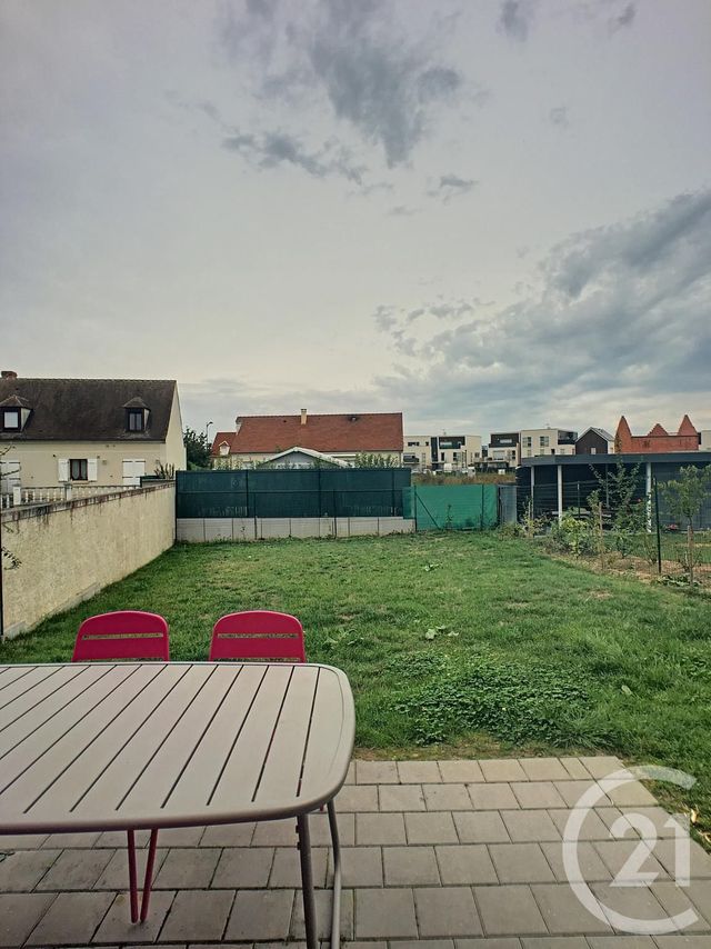 Maison &agrave; louer - 3 pi&egrave;ces - 63,90 m2 - Lacroix St Ouen - 60 - PICARDIE