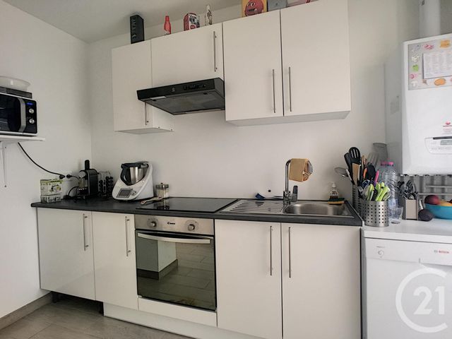 Maison &agrave; louer - 3 pi&egrave;ces - 63,90 m2 - Lacroix St Ouen - 60 - PICARDIE