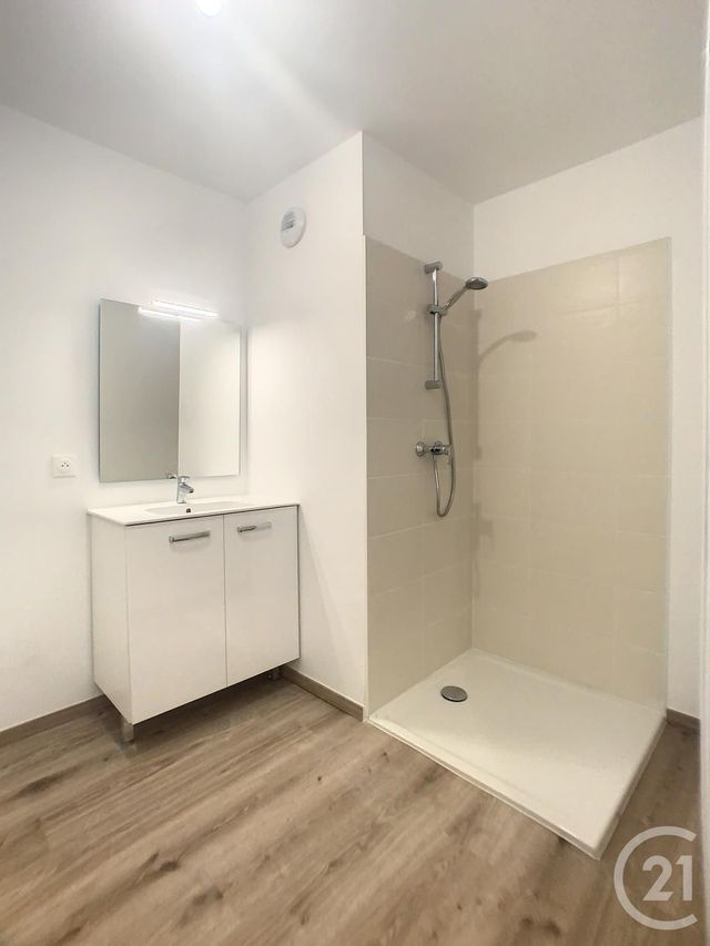 Appartement F3 &agrave; louer - 3 pi&egrave;ces - 59 m2 - Margny Les Compiegne - 60 - PICARDIE