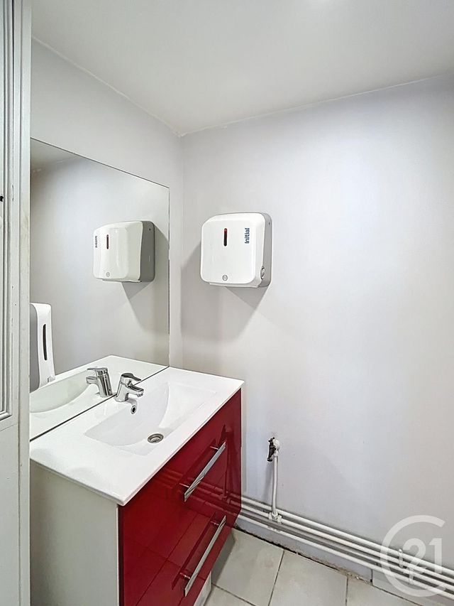 Appartement Local à vendre - 3 pièces - 82,53 m2 - Grisy Suisnes - 77 - ILE-DE-FRANCE