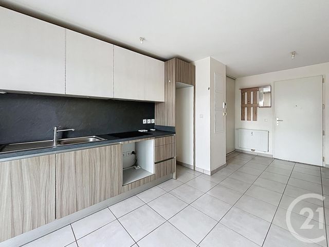 Appartement Triplex à vendre - 4 pièces - 68,91 m2 - Brie Comte Robert - 77 - ILE-DE-FRANCE