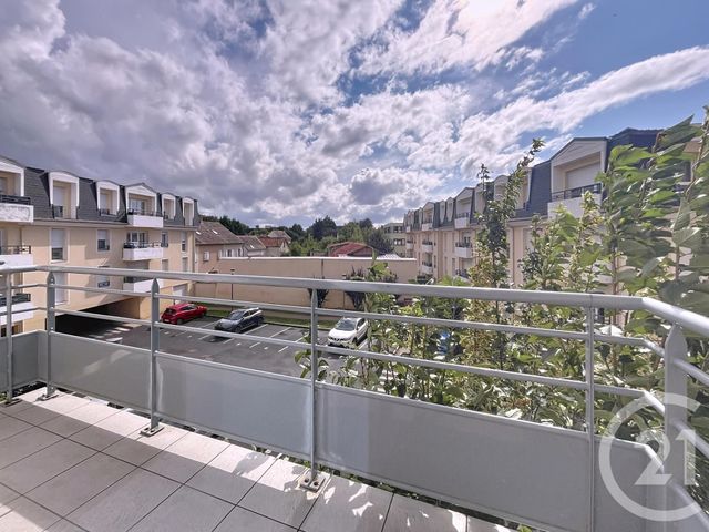 Appartement Triplex à vendre - 4 pièces - 68,91 m2 - Brie Comte Robert - 77 - ILE-DE-FRANCE