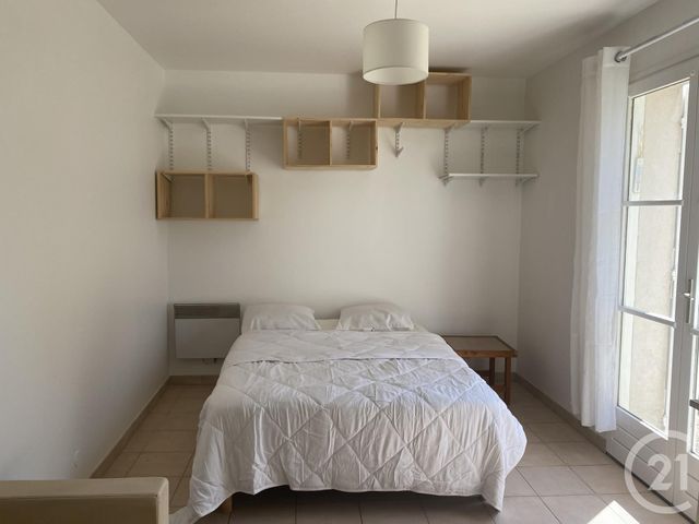 Appartement Studio à vendre - 1 pièce - 29,80 m2 - Brie Comte Robert - 77 - ILE-DE-FRANCE