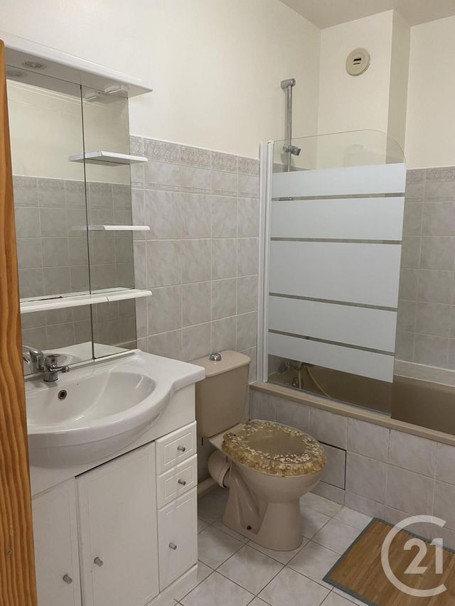 Appartement Studio à vendre - 1 pièce - 29,80 m2 - Brie Comte Robert - 77 - ILE-DE-FRANCE