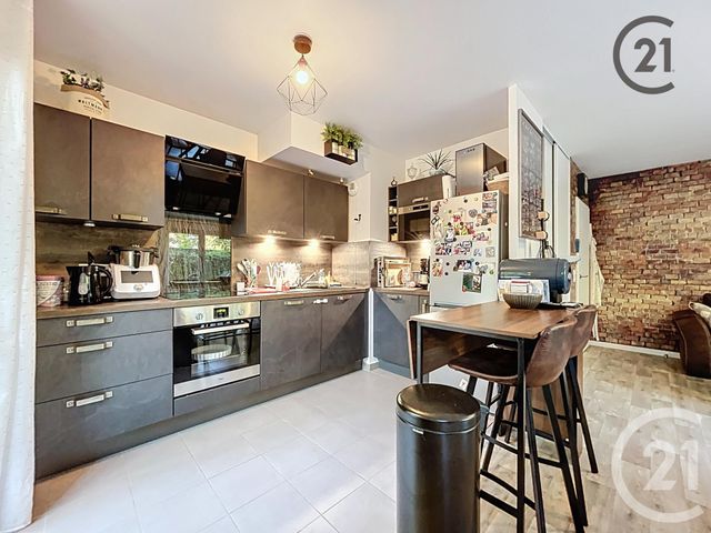 Appartement F4 à vendre - 4 pièces - 83,26 m2 - Brie Comte Robert - 77 - ILE-DE-FRANCE