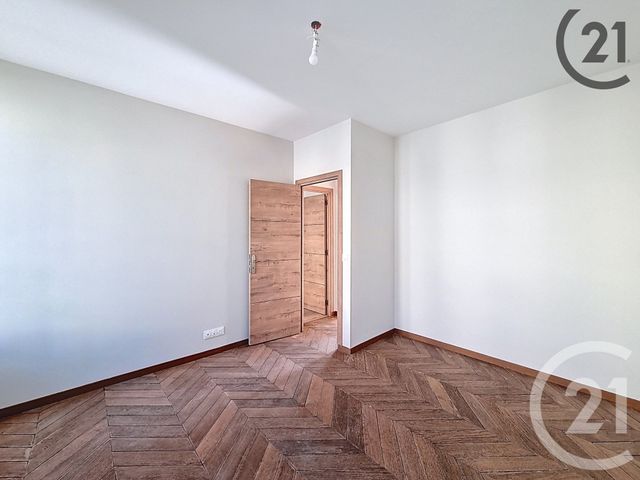 Appartement à vendre - 3 pièces - 52,30 m2 - Brie Comte Robert - 77 - ILE-DE-FRANCE