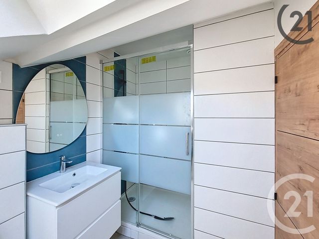 Appartement à vendre - 2 pièces - 41,70 m2 - Brie Comte Robert - 77 - ILE-DE-FRANCE