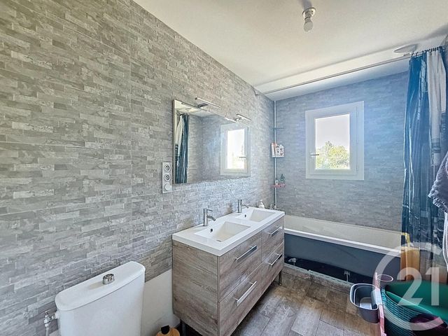 Maison à vendre - 6 pièces - 104,79 m2 - Chaumes En Brie - 77 - ILE-DE-FRANCE