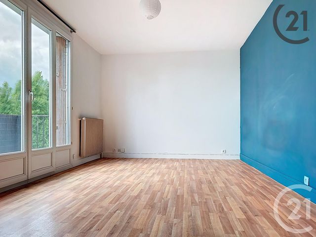 Appartement F1 à vendre - 1 pièce - 26,71 m2 - Combs La Ville - 77 - ILE-DE-FRANCE