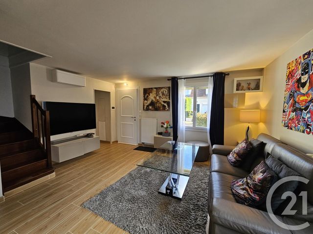 Maison &agrave; louer - 4 pi&egrave;ces - 74,61 m2 - Lesigny - 77 - ILE-DE-FRANCE