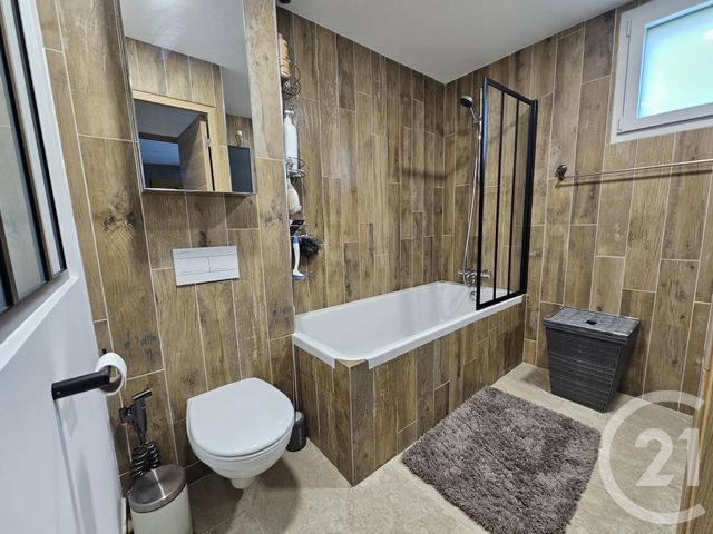 Maison &agrave; louer - 4 pi&egrave;ces - 74,61 m2 - Lesigny - 77 - ILE-DE-FRANCE