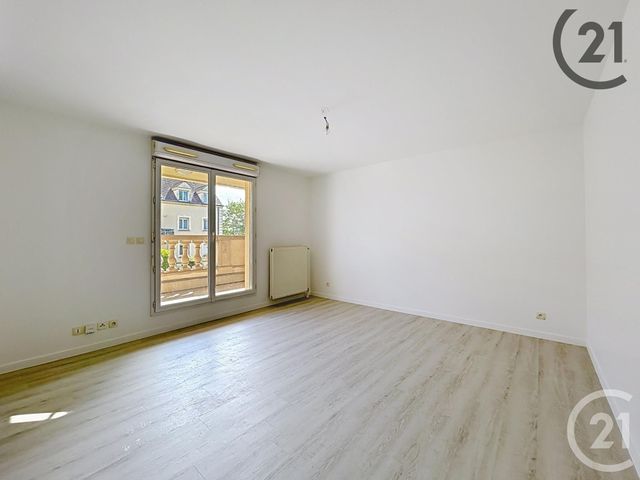 Appartement F3 à louer - 3 pièces - 57,69 m2 - Brie Comte Robert - 77 - ILE-DE-FRANCE