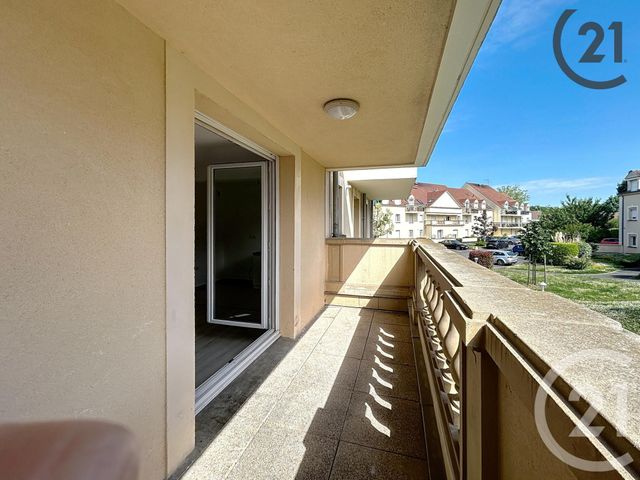 Appartement F3 à louer - 3 pièces - 57,69 m2 - Brie Comte Robert - 77 - ILE-DE-FRANCE