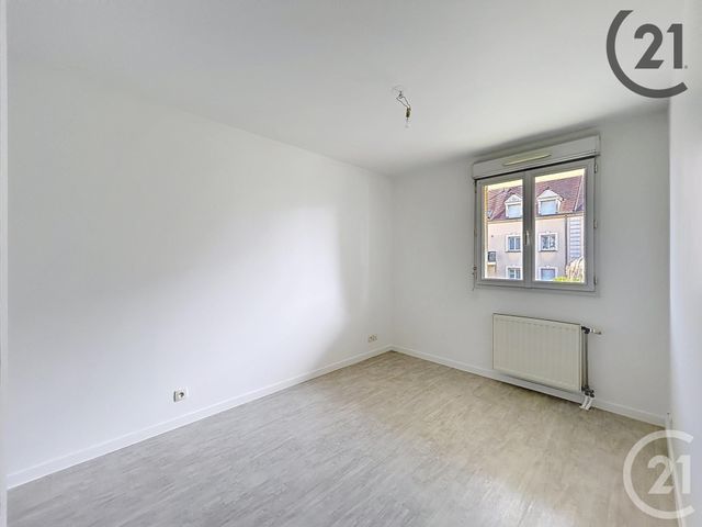 Appartement F3 à louer - 3 pièces - 57,69 m2 - Brie Comte Robert - 77 - ILE-DE-FRANCE