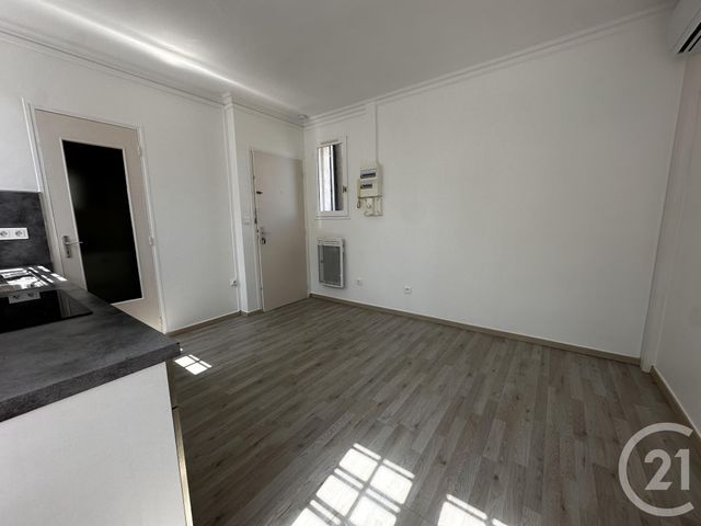 Appartement F1 &agrave; louer - 1 pi&egrave;ce - 21,89 m2 - Brie Comte Robert - 77 - ILE-DE-FRANCE