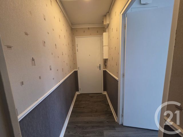 Appartement F2 &agrave; louer - 2 pi&egrave;ces - 39,58 m2 - Brie Comte Robert - 77 - ILE-DE-FRANCE