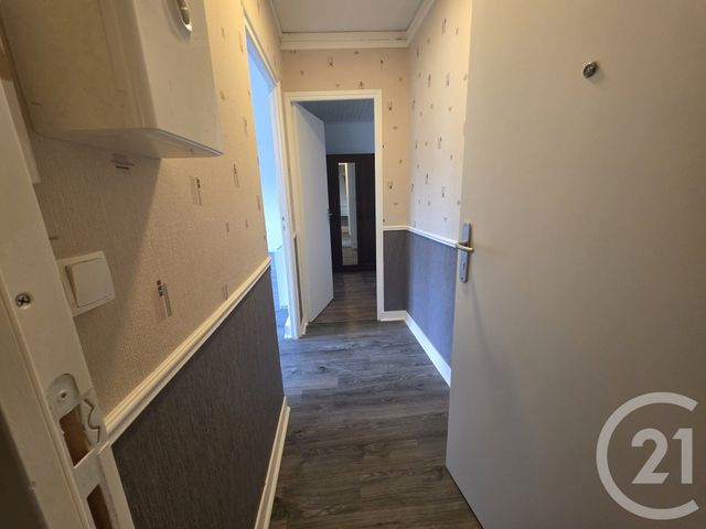 Appartement F2 &agrave; louer - 2 pi&egrave;ces - 39,58 m2 - Brie Comte Robert - 77 - ILE-DE-FRANCE