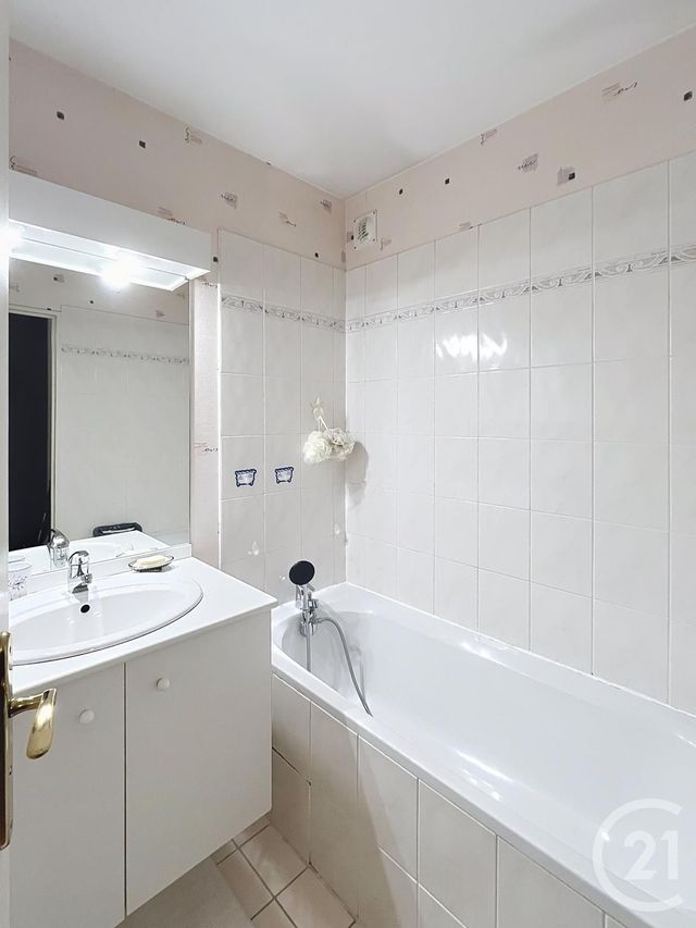 Appartement F3 &agrave; vendre - 3 pi&egrave;ces - 67,85 m2 - Brie Comte Robert - 77 - ILE-DE-FRANCE