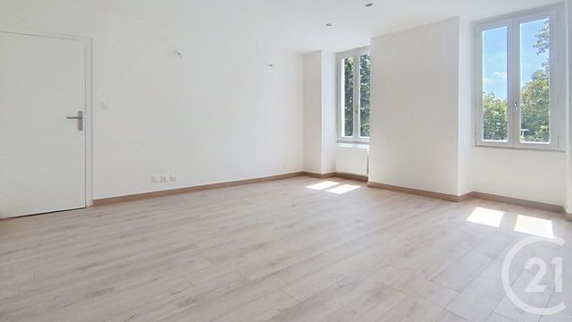 Appartement F3 &agrave; vendre - 3 pi&egrave;ces - 61,49 m2 - Brie Comte Robert - 77 - ILE-DE-FRANCE